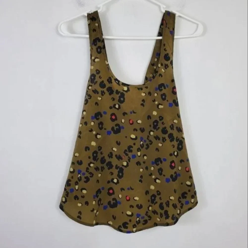 Silence + Noise Open Back Tank Top Womens Size M Olive Green Colorful Animal - Picture 3 of 3